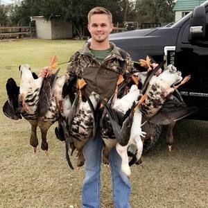 Meet your Posher, Logan